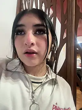 Kattengel  online show from 04-25-26, 01:52