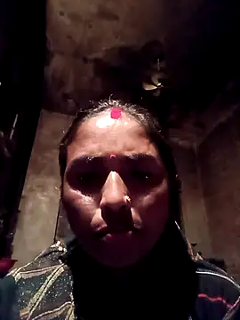 Hot re83 online show from 02-20-26, 03:56