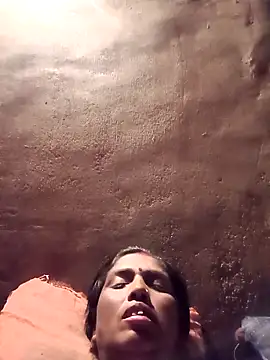 Hot re83 online show from 03-03-26, 10:48