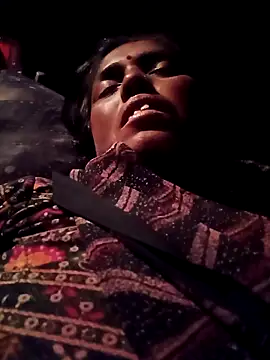 Hot re83 online show from 03-06-26, 06:59