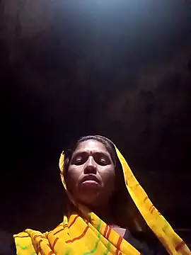 Hot re83 online show from 03-09-26, 10:58