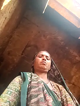 Hot re83 online show from 03-10-26, 11:04