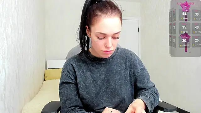 milkbrownn online show from 02-20-26, 06:26