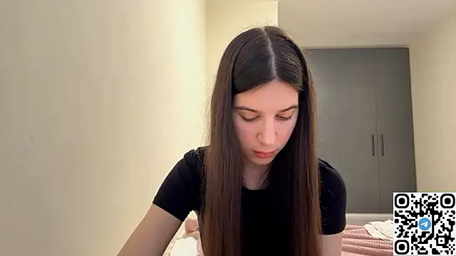 Snapshot of NiaWelchel chatting on 03-08-26, 10:41 NiaWelchel online show from 03-08-26, 10:41