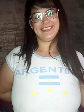 Tuputita11099 online show from 06-18-26, 07:40