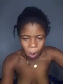 Snapshot of Botanyberry chatting on 03-13-26, 12:23 Botanyberry online show from 03-13-26, 12:23