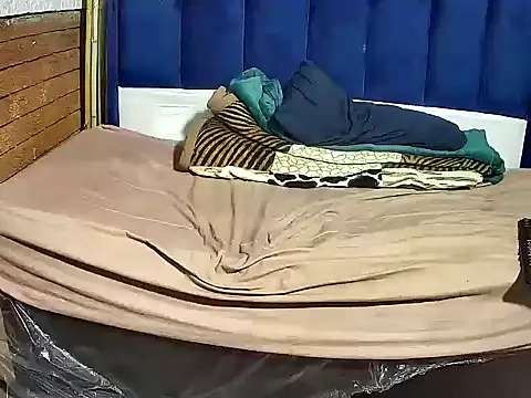 Snapshot of Sweetcandy298 chatting on 04-10-26, 02:06 Sweetcandy298 online show from 04-10-26, 02:06