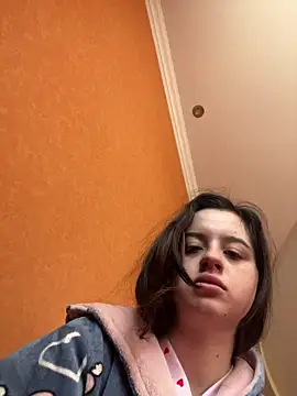 Snapshot of Baby_doll7777 chatting on 03-05-26, 08:32 Baby doll7777 online show from 03-05-26, 08:32