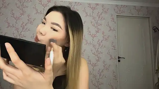 Elina Mottel online show from 03-02-26, 07:37