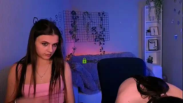 Snapshot of amalialowell chatting on 03-13-26, 08:26 amalialowell online show from 03-13-26, 08:26