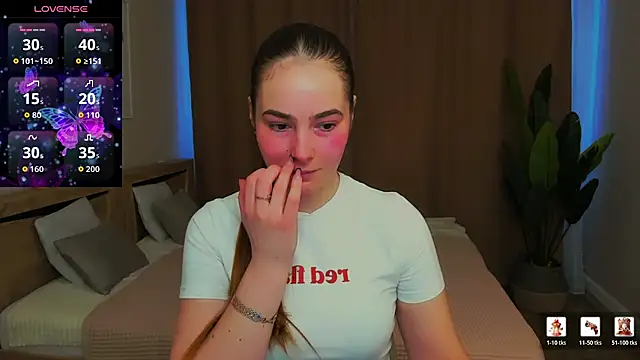 Maddy Wood  online show from 03-04-26, 08:42