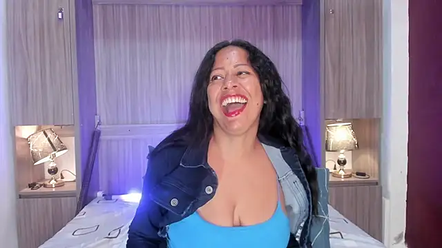 AllieBennet online show from 04-13-26, 07:41