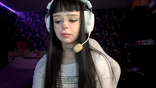 Luna Sohotti online show from 02-19-26, 03:08