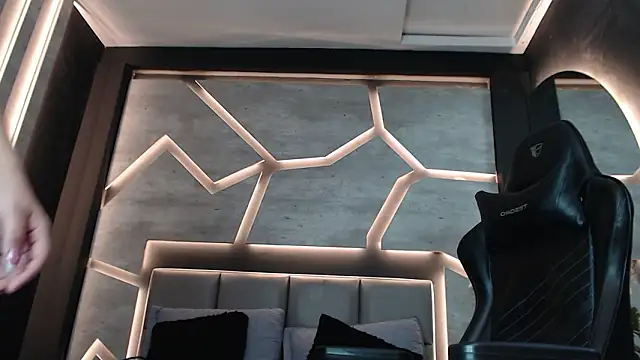 SilkNyx online show from 03-10-26, 01:16