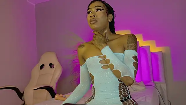 Sheinny brown1 online show from 02-19-26, 07:43