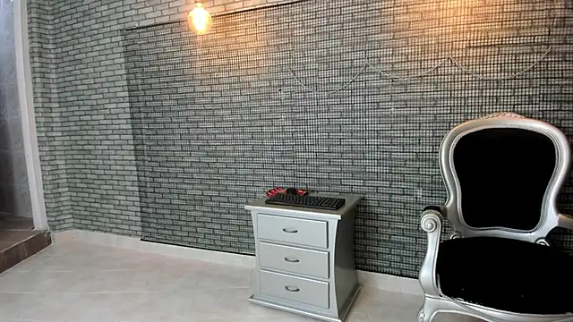 hillary bigbutt online show from 03-14-26, 01:23