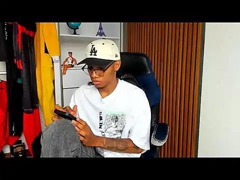 yandi hot online show from 03-03-26, 02:12