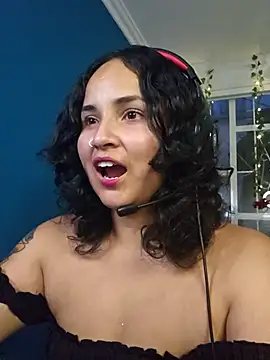 Snapshot of IncognitoLive1 chatting on 04-09-26, 11:21 IncognitoLive1 online show from 04-09-26, 11:21