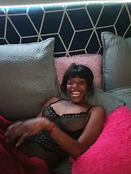 Snapshot of Ebony_Colossus chatting on 07-14-26, 06:46 Ebony Colossus online show from 07-14-26, 06:46