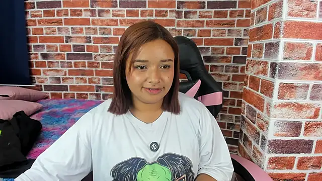 Sienna Lux01 online show from 03-13-26, 01:23