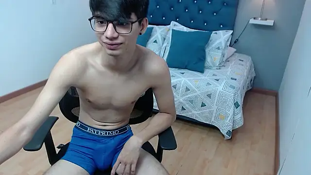 Snapshot of chris_carterr chatting on 03-05-26, 01:18 chris carterr online show from 03-05-26, 01:18