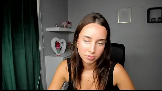 AdeleSolo online show from 07-12-26, 01:24