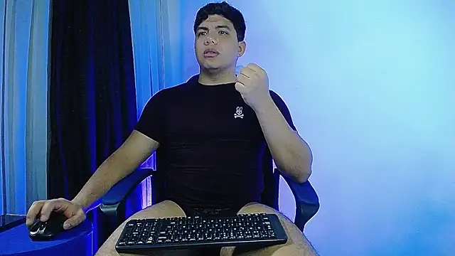 Uriel Ray  online show from 03-02-26, 09:32