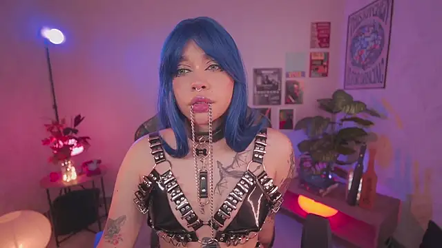 violette clerk1  online show from 02-28-26, 08:43