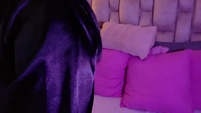 IsabellaRossi online show from 03-26-26, 11:21