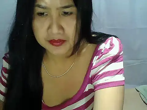 Snapshot of Sh1nbae22 chatting on 07-17-26, 02:24 Sh1nbae22 online show from 07-17-26, 02:24