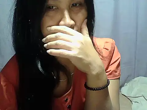 Snapshot of Sh1nbae22 chatting on 08-01-26, 02:27 Sh1nbae22 online show from 08-01-26, 02:27