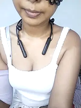 ASHANYA JAYASOORIYA online show from 04-20-26, 05:21