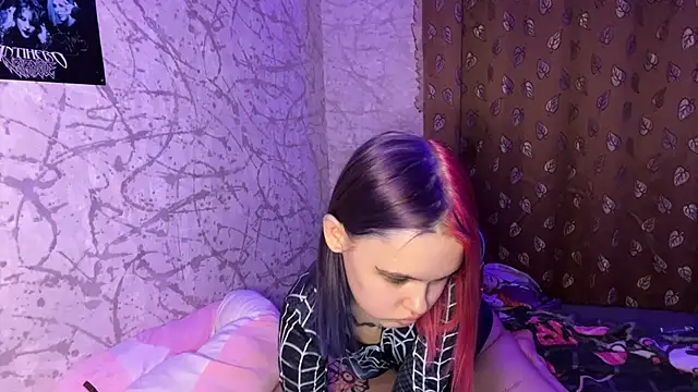 AmaliaJess online show from 04-27-26, 04:27