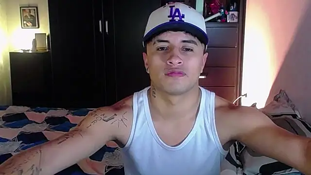 Jhon Sara online show from 03-08-26, 02:43