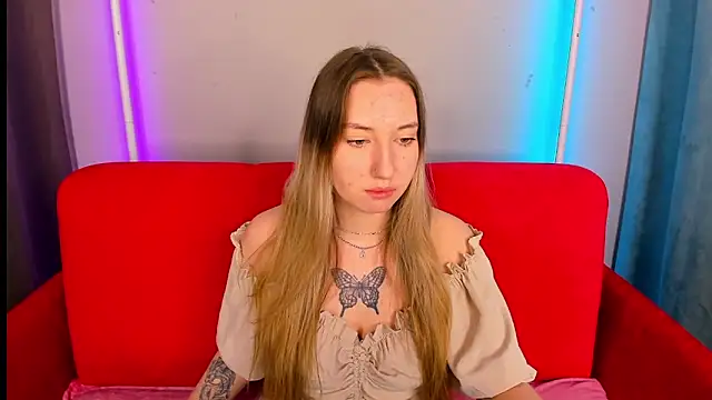 Snapshot of JollyBlondy chatting on 02-21-26, 01:28 JollyBlondy online show from 02-21-26, 01:28