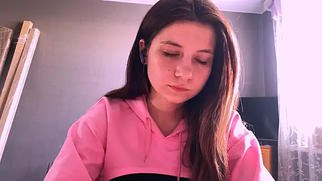 LunnaBliss online show from 04-13-26, 12:10