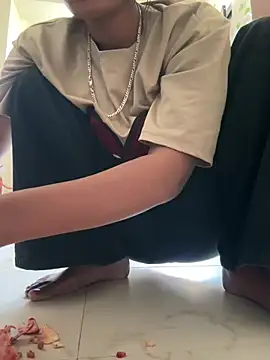 meenu cuties online show from 03-27-26, 06:19