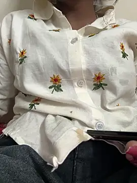 meenu cuties online show from 03-31-26, 10:43