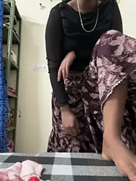 meenu cuties online show from 05-20-26, 03:51