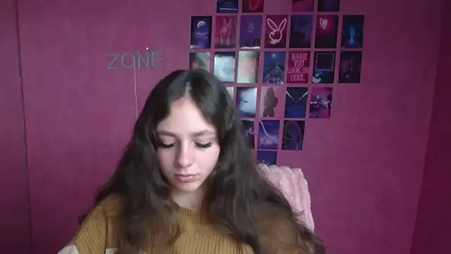 KissMeJulia online show from 04-04-26, 05:27