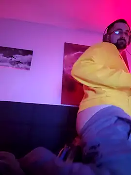 LargeLith online show from 02-26-26, 12:31