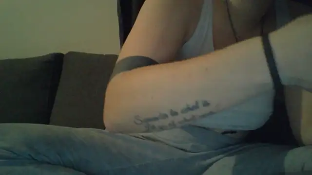 Snapshot of Geileboef28 chatting on 02-23-26, 08:50 Geileboef28 online show from 02-23-26, 08:50