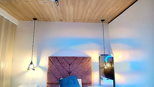 Sofi Blake   online show from 02-26-26, 12:15