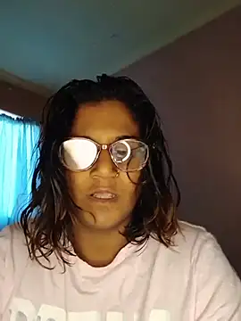 Snapshot of indianstrawberrylips4u chatting on 07-03-26, 06:09 indianstrawberrylips4u online show from 07-03-26, 06:09
