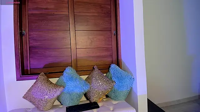 milkavelvett online show from 03-04-26, 03:51