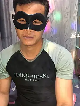  Men 2026 online show from 04-26-26, 12:30