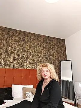 LaireeFelini online show from 02-21-26, 07:04