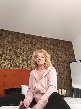 LaireeFelini online show from 03-05-26, 07:10