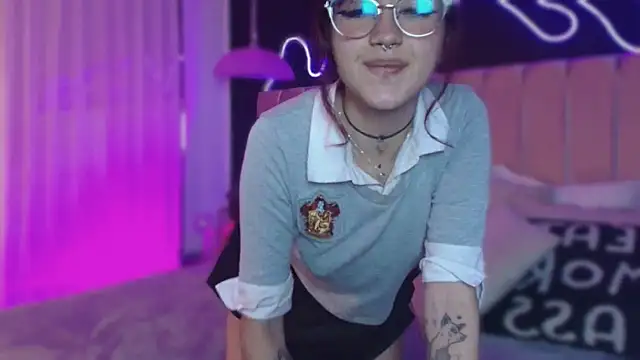 alixx von d online show from 04-14-26, 02:34