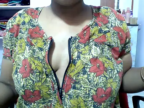 Angel honeybear 143 online show from 06-25-26, 07:07